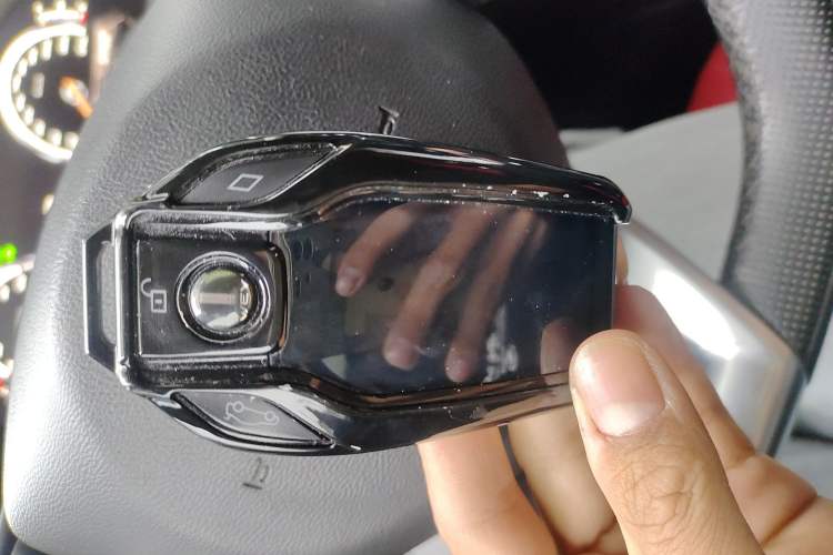 Used Wey P8 2018 2.0T Prestige Version Vehicle Key