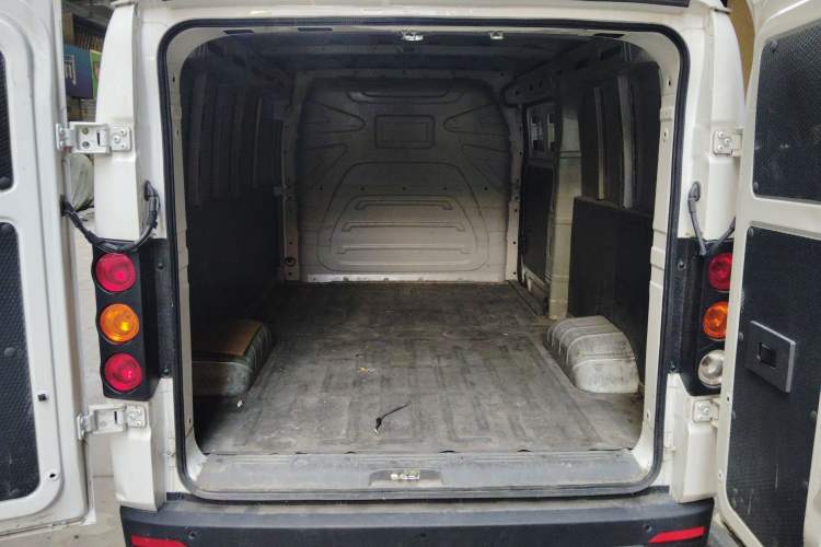 Used Farizon Xingxiang V 2022 Star Enjoy V5E Value Edition Short Wheelbase Guoxuan 38.7 kWh
