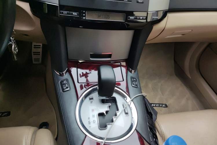 Used Toyota Reiz 2008 2.5S Special Commemorative Edition