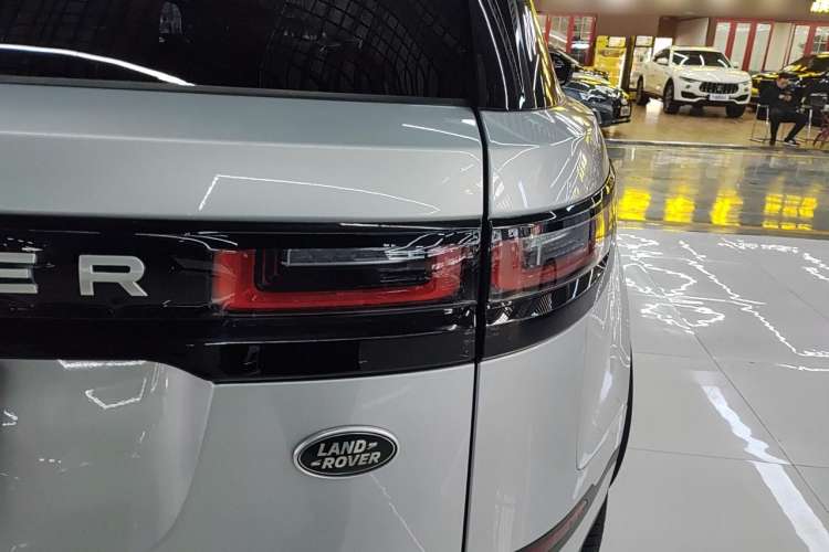 Used Land Rover Range Rover Velar 2021 P250 model
