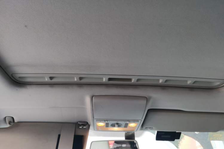 Used Volkswagen Cross Lavida 2014 1.4TSI DSG
