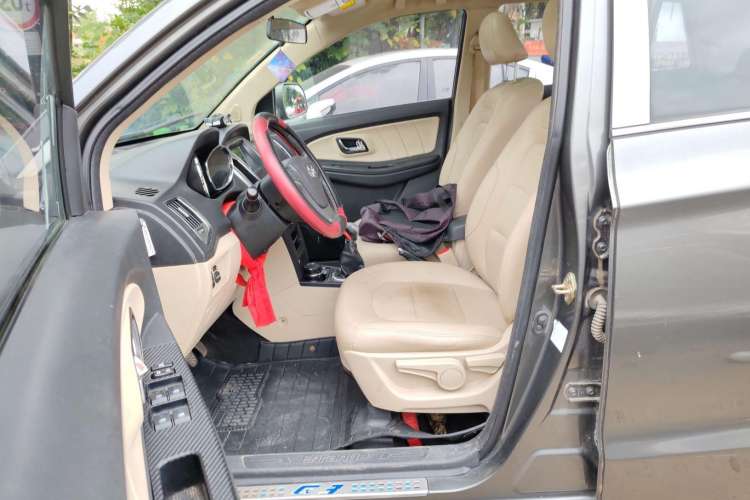 Used FAW Yingzhi G3 2014 1.5L Manual Zhihao Edition