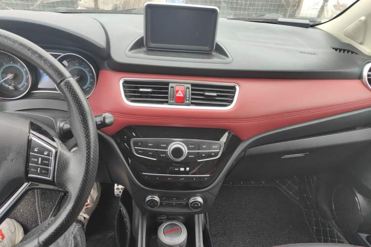 Used Haval H1 2015 1.5L AMT Luxury Model