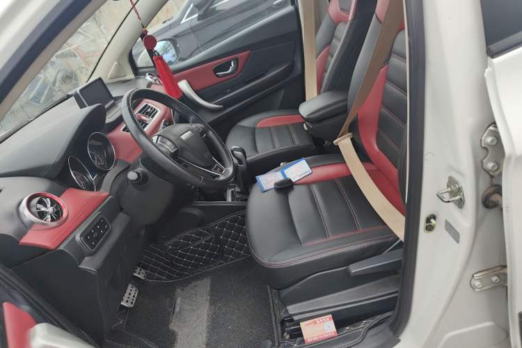 Used Haval H1 2015 1.5L AMT Luxury Model