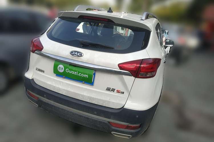 Used JAC Refine S3 2017 1.6L CVT Smart Connect Model
