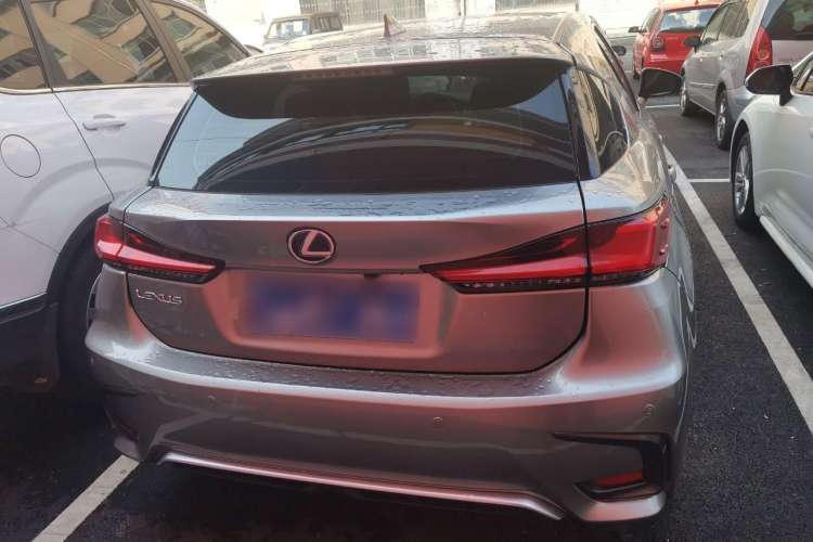 Used Lexus CT 2017 CT200h Elite Edition Solid Color China V Standard
