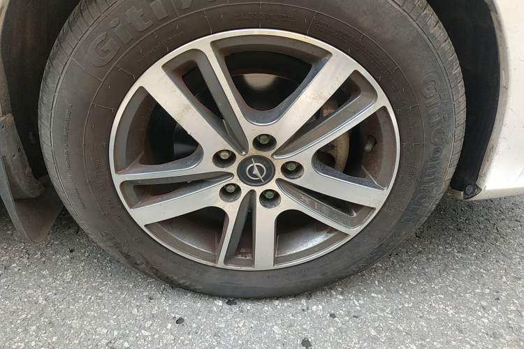 Used Haima V70 2016 2.0L Manual - Comfort Edition 6 Seats