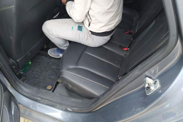 Used Roewe i6 MAX 2020 300TGI Automatic Sporty Cool Edition
