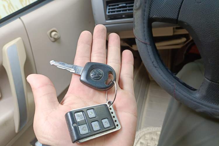 Used Volkswagen Santana Vista 2008 1.8L Manual Sishang Model Vehicle Key