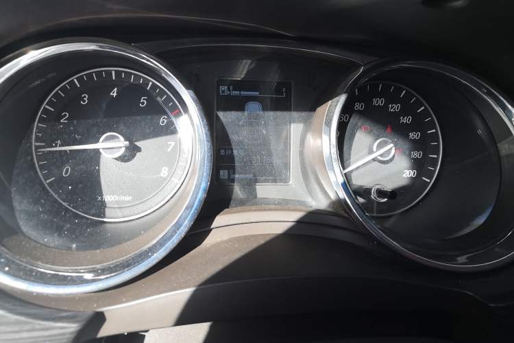 Used Baojun 730 2016 1.5L Manual Comfort Version 7 Seats China V Emission Standard
