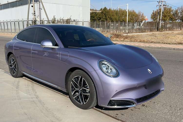 Used ORA Lightning Cat 2022 555 km Luxury Edition
