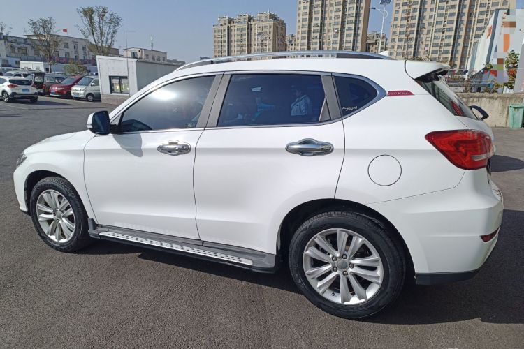 Used Haval H2 2015 1.5T Automatic Two-Wheel Drive Prestige Edition
