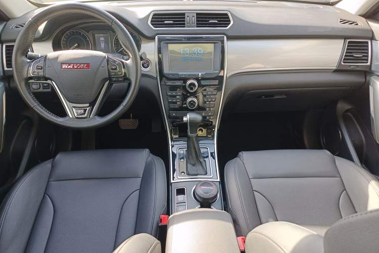 Used Haval H2 2015 1.5T Automatic Two-Wheel Drive Prestige Edition
