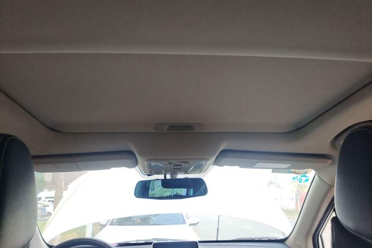 Used Dongfeng Aeolus AX5 2017 1.4T Automatic Fun Edition
