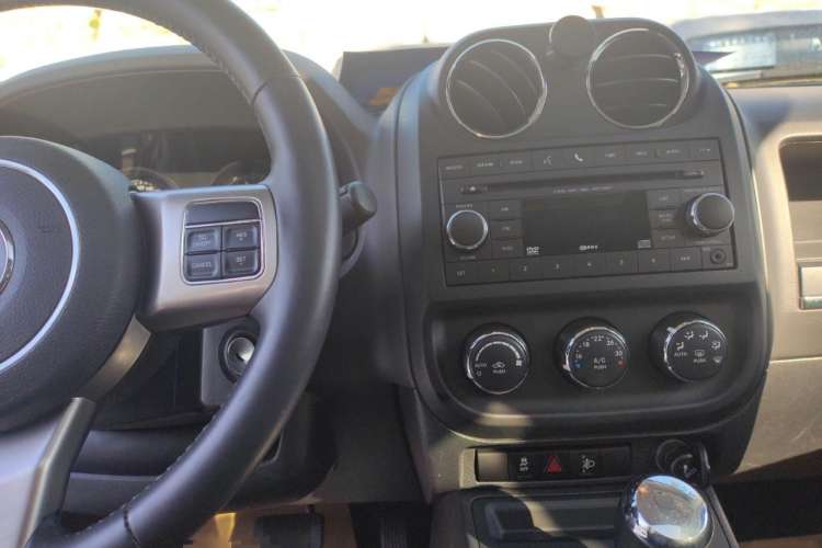 Used Jeep Patriot 2015 2.4L Sport Edition
