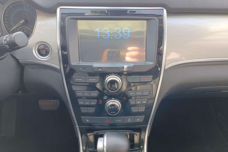 Used Haval H2 2015 1.5T Automatic Two-Wheel Drive Prestige Edition
