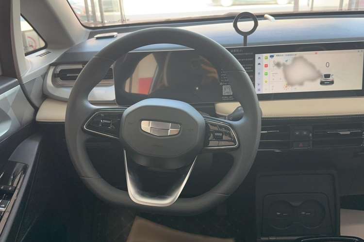 Used Geometry E Firefly 2023 401KM Linglong Tiger 5-Seater