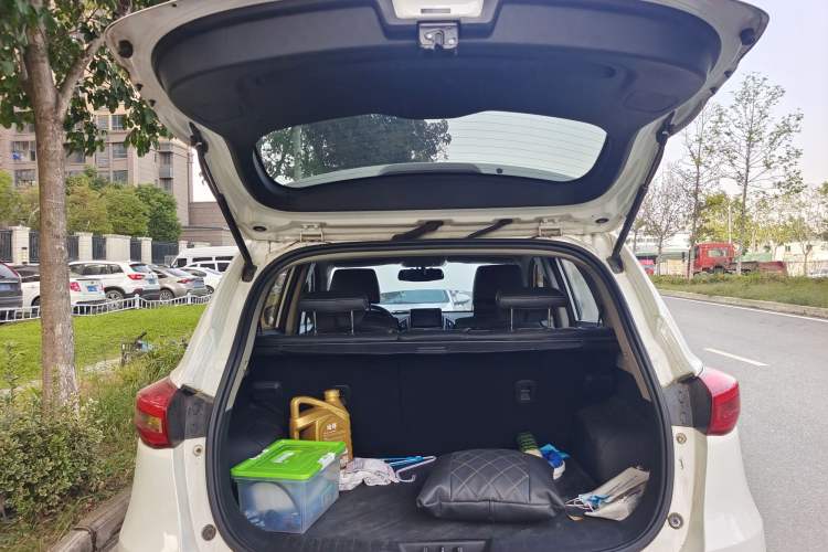 Used Dongfeng Aeolus AX5 2017 1.4T Automatic Fun Edition
