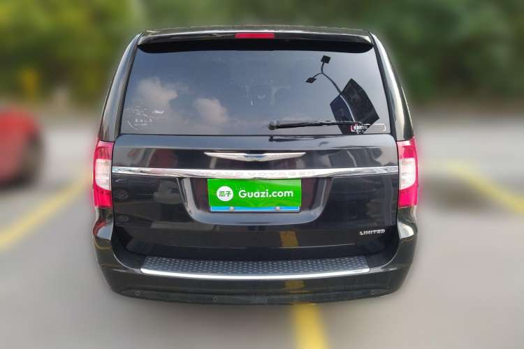 Used Chrysler Grand Voyager 2014 3.6L Comfort Edition
