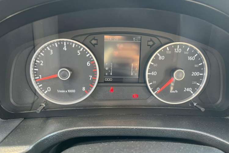 Used Yema T70 2016 Upgraded Model 1.5T Manual Luxury Version