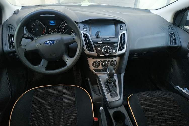 Used Ford Focus 2012 Hatchback 1.6L Automatic Comfort Model
