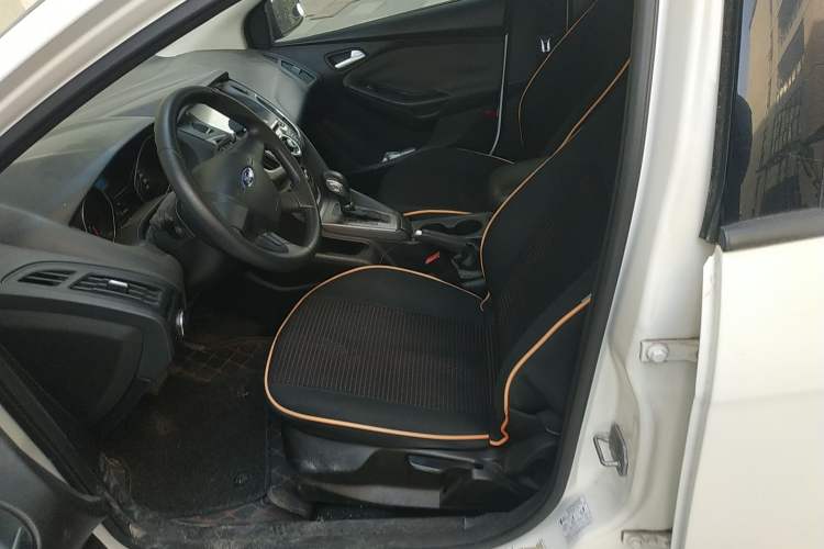 Used Ford Focus 2012 Hatchback 1.6L Automatic Comfort Model
