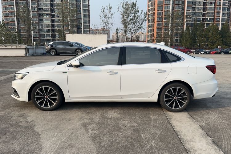 Used Roewe i6 New Energy 2017 45T Hybrid Connective Smart Luxury Edition
