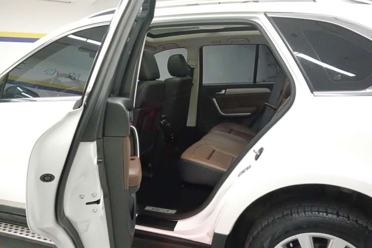 Used Haval H8 2017 2.0T Gasoline Two-Wheel Drive Enjoyment Version