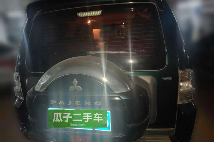 Used Mitsubishi Pajero 2012 3.0L Luxury Edition

