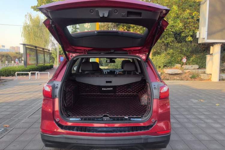 Used Chevrolet Equinox 2018 535T Automatic YuJie Edition