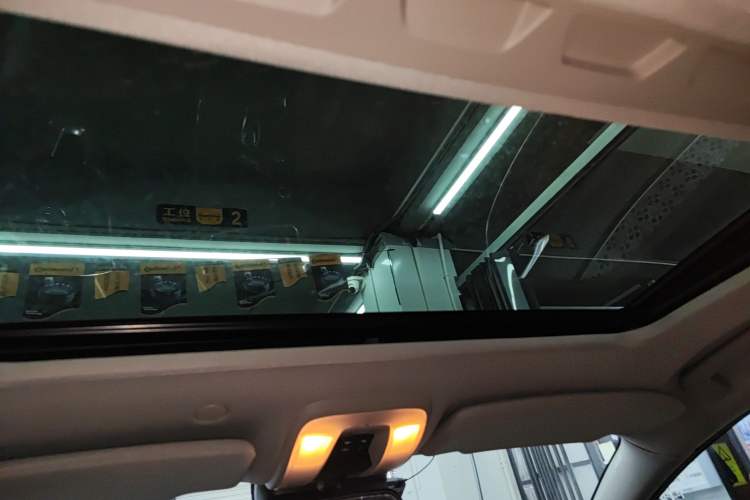 Used Volvo V60 2014 Restyled T5 Zhiya Edition
