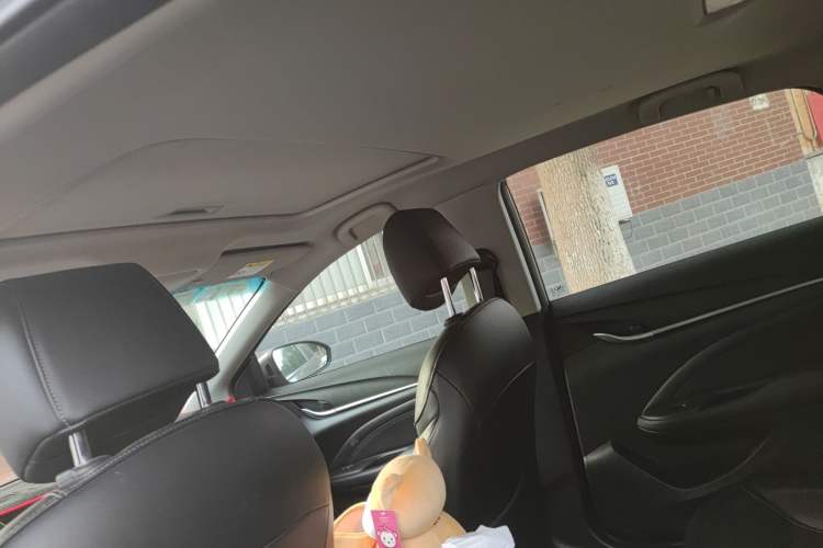 Used Buick Excelle GX 2019 18T Automatic Connected Elite Model China V Standard
