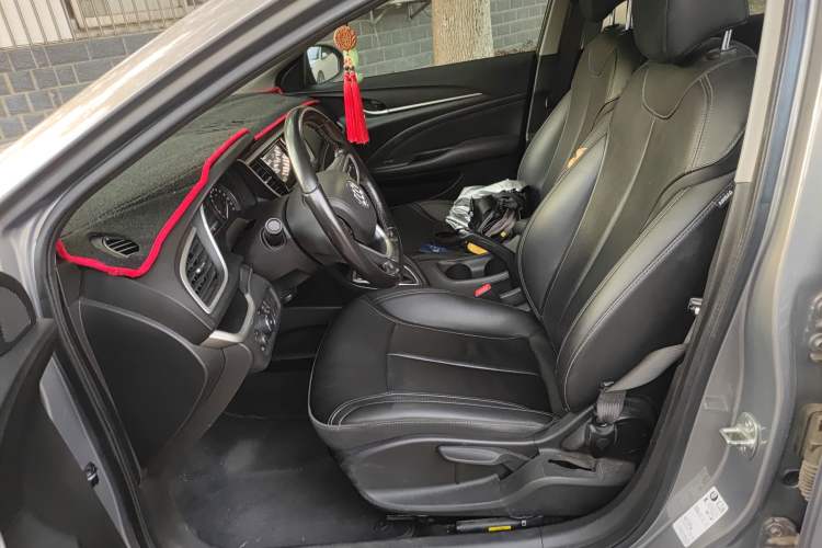 Used Buick Excelle GX 2019 18T Automatic Connected Elite Model China V Standard
