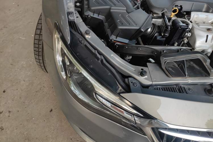 Used Buick Excelle GX 2019 18T Automatic Connected Elite Model China V Standard
