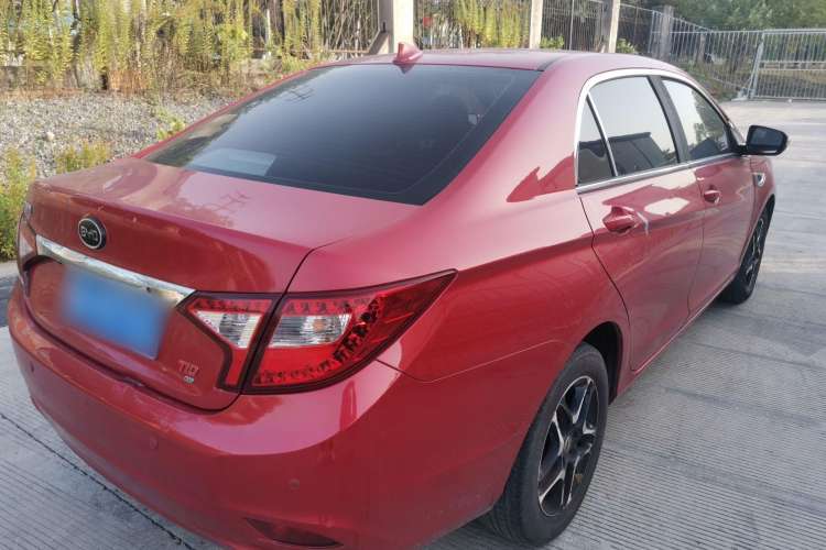 Used BYD G5 2014 1.5TID Automatic Prestige Model
