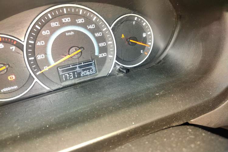 Used Wuling Rongguang V 2019 1.5L Standard Version China VI LAR