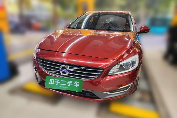 Used Volvo V60 2014 Restyled T5 Zhiya Edition
