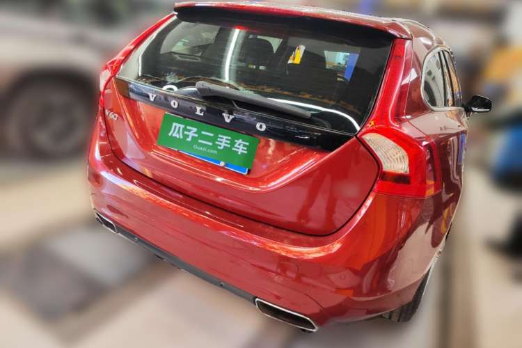 Used Volvo V60 2014 Restyled T5 Zhiya Edition
