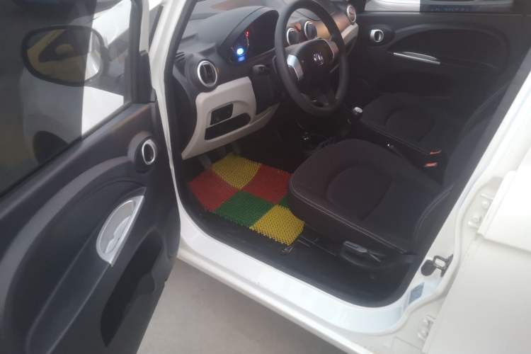 Used CHANGAN Benni mini 2012 1.0L Manual Fashion Edition China V Standard
