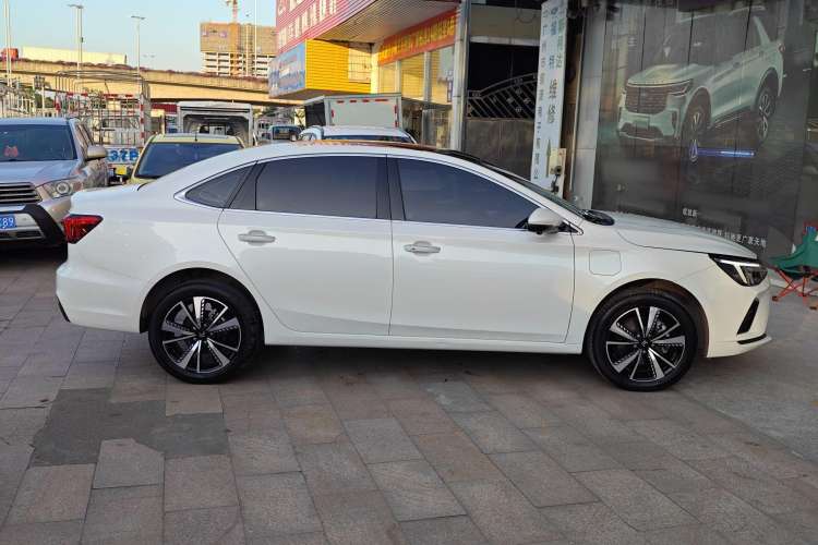 Used Rising ER6 2021 New Dynamic Edition 620km Smart Enjoyment Version
