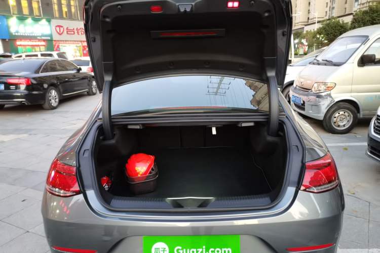 Used Mercedes-Benz CLS 2021 CLS 300 Luxury Model