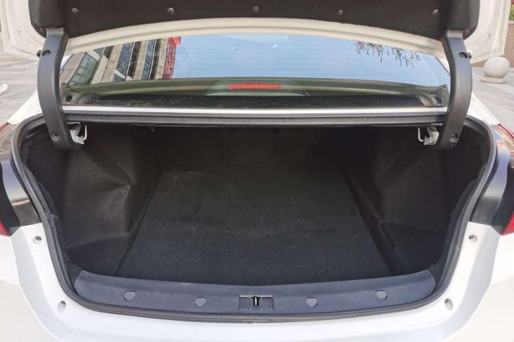 Used Zotye Z560 2017 1.5T CVT Comfort Model