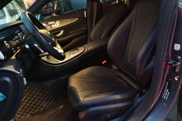 Used Mercedes-Benz CLS 2021 CLS 300 Luxury Model