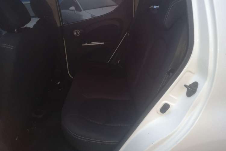 Used CHANGAN Benni mini 2012 1.0L Manual Fashion Edition China V Standard
