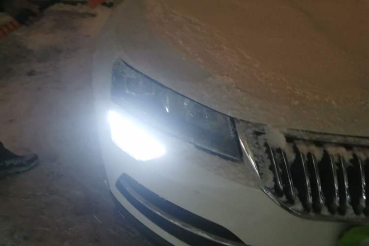 Used Skoda Karoq 2018 TSI280 Comfort Edition China V Standard Right Front Headlight