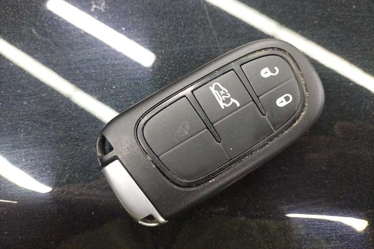 Used Jeep Grand Commander 2018 2.0T Four-Wheel Drive Enjoyment Edition China VI