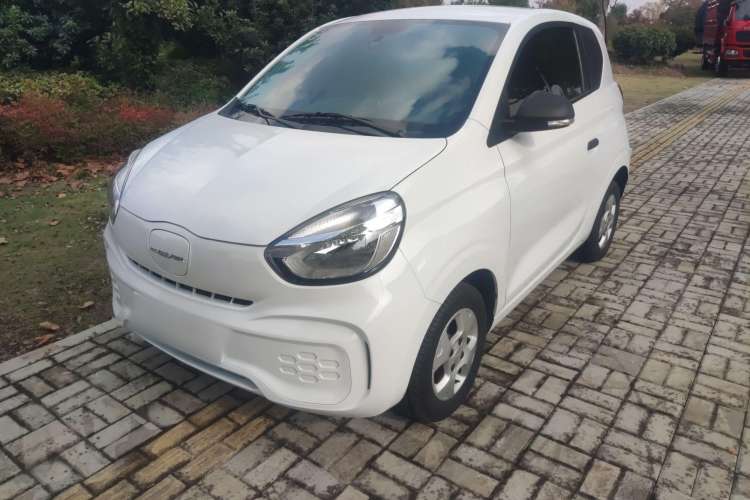 Used Roewe Clever 2021 302 km New Four-Seater Super-Efficient Version