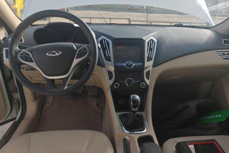 Used Chery Arrizo 7 2015 1.6L Manual ZhiShang Edition
