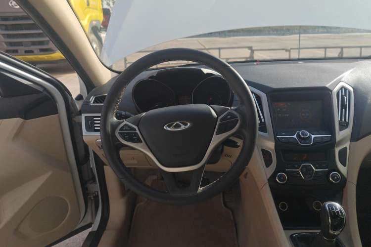 Used Chery Arrizo 7 2015 1.6L Manual ZhiShang Edition
