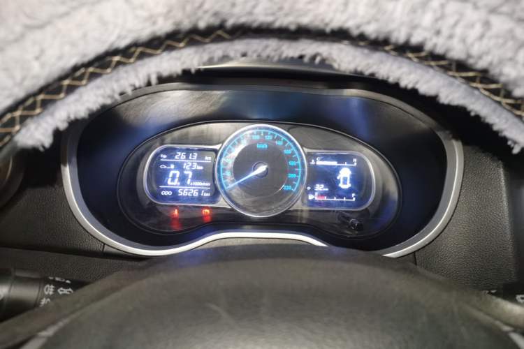 Used SWM X3 2018 1.5L Manual Fashion Model
